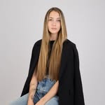 María Esteve avatar Instagram